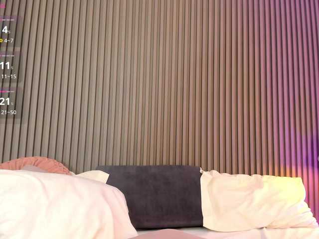 lizzarobert live cam on BongaCams