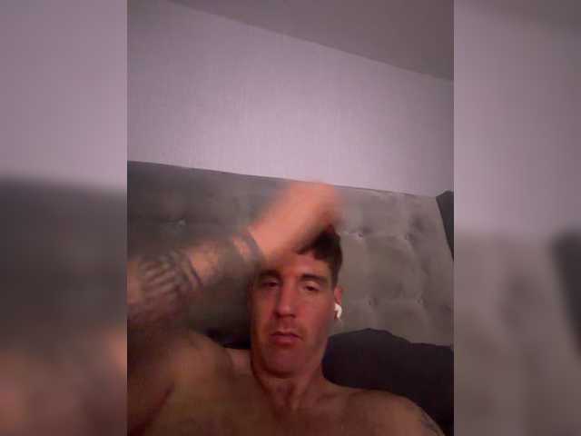 Jayyyy560, 36 y/o - Live Cam on BongaCams