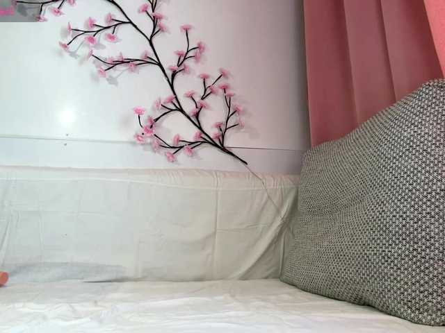 cutetella live cam on BongaCams