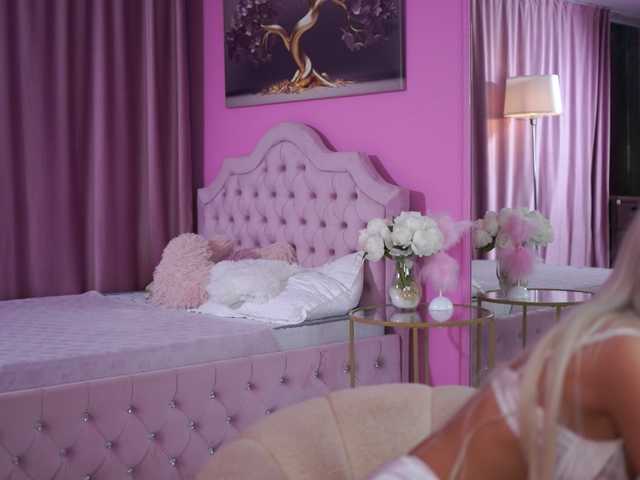 Live трансляция LaraBrynn - slutnetki.online