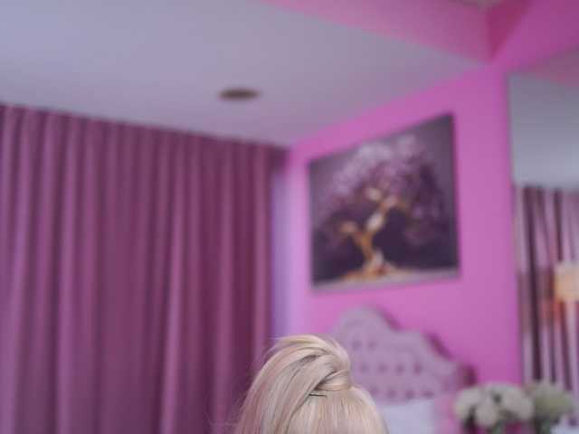 LaraBrynn