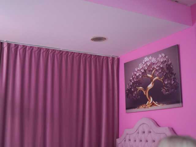 go to chat with LaraBrynn
