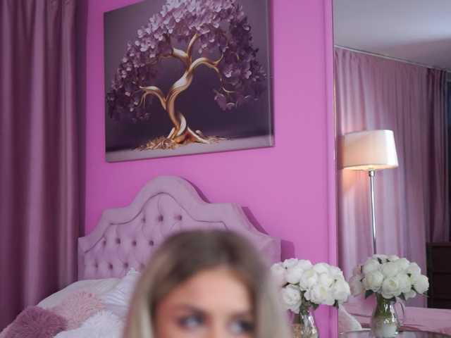 LaraBrynn
