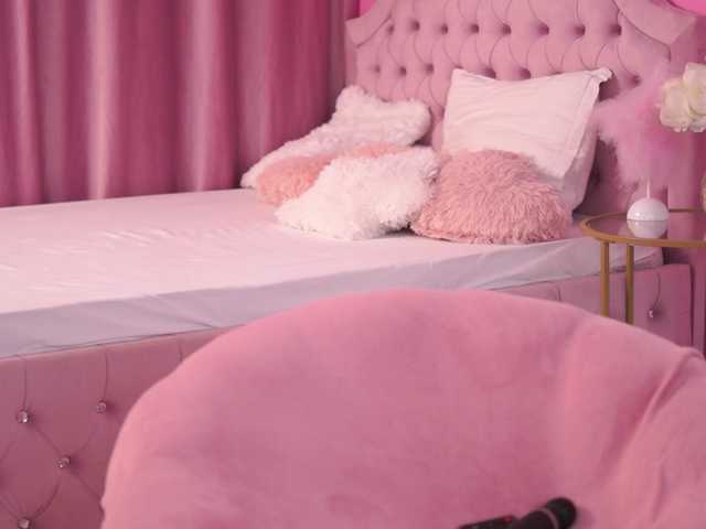 Live трансляция LaraBrynn - slutnetki.online