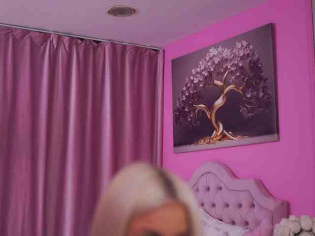 LaraBrynn