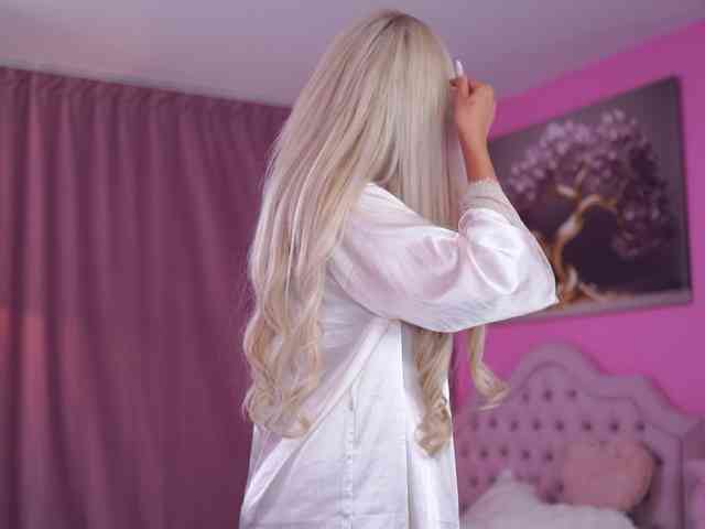 LaraBrynn