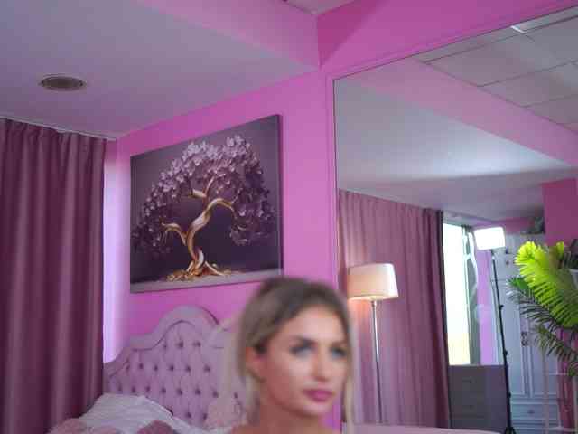 LaraBrynn