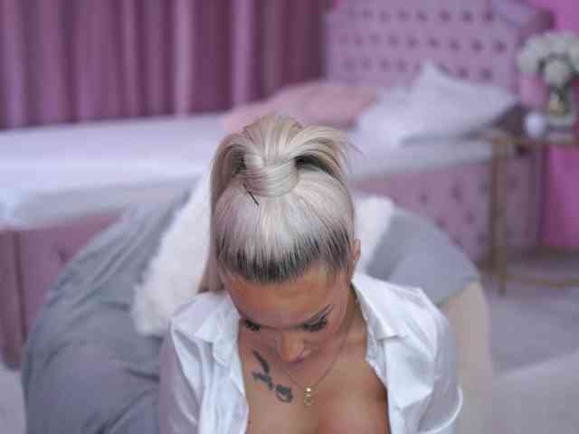 LaraBrynn