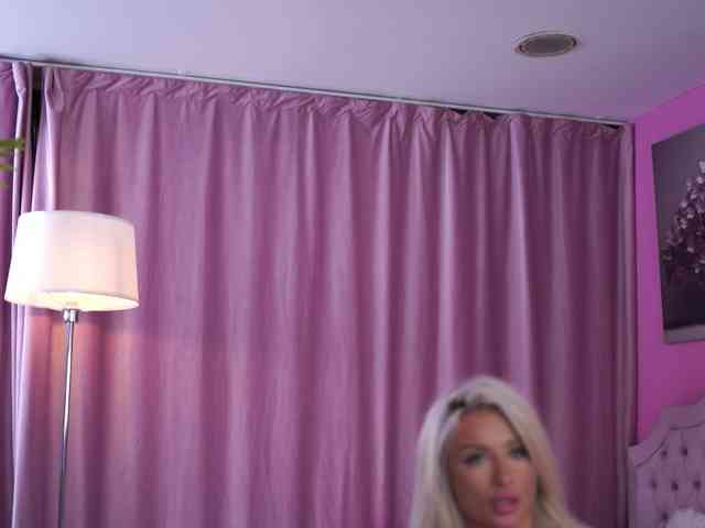 online video chat LaraBrynn