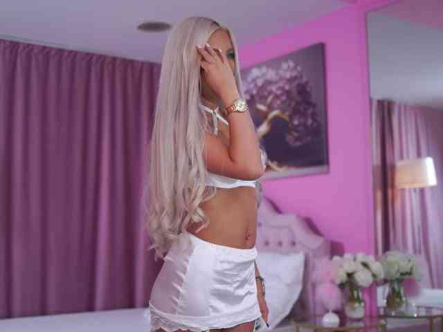 LaraBrynn