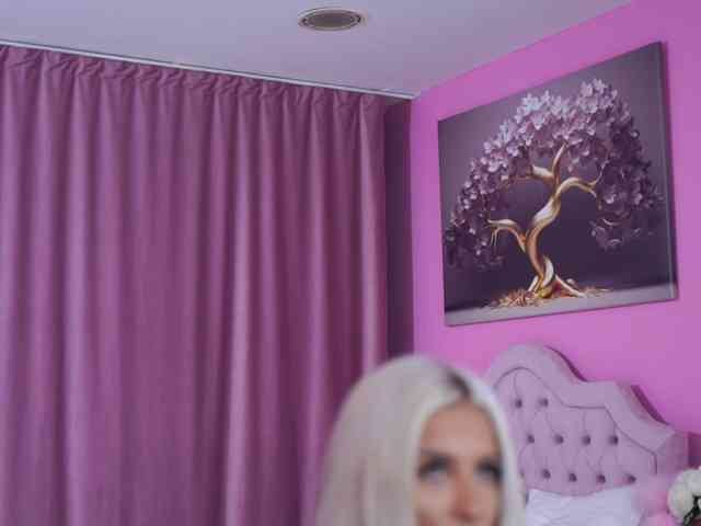 LaraBrynn