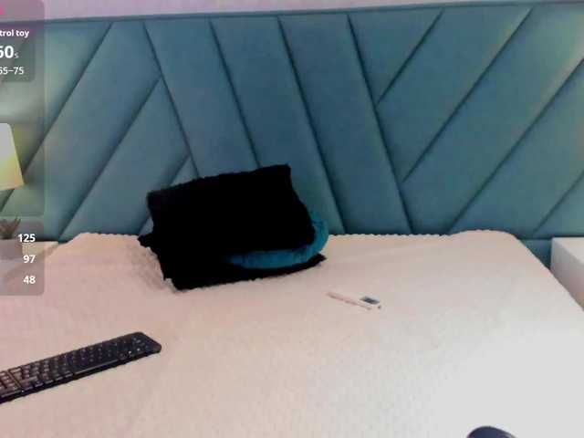ZoeGomez live cam on BongaCams