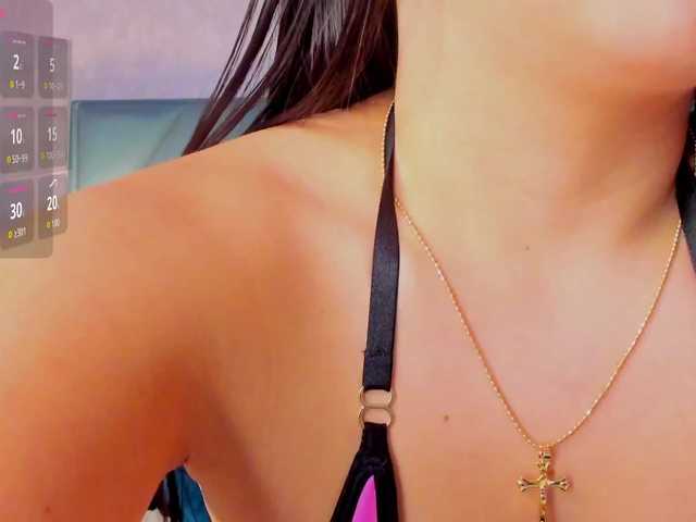 ZoeGomez live cam on BongaCams