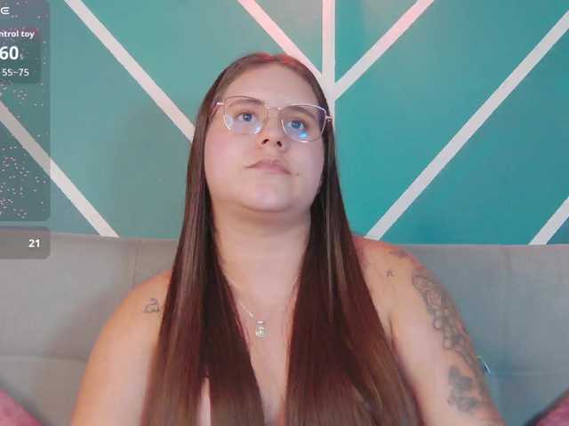 Lia-Avalonn Live Cam on BongaCams