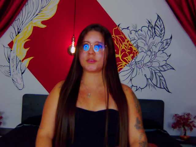 Lia-Avalonn live cam on BongaCams