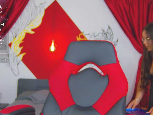 Lia-Avalonn live cam on BongaCams