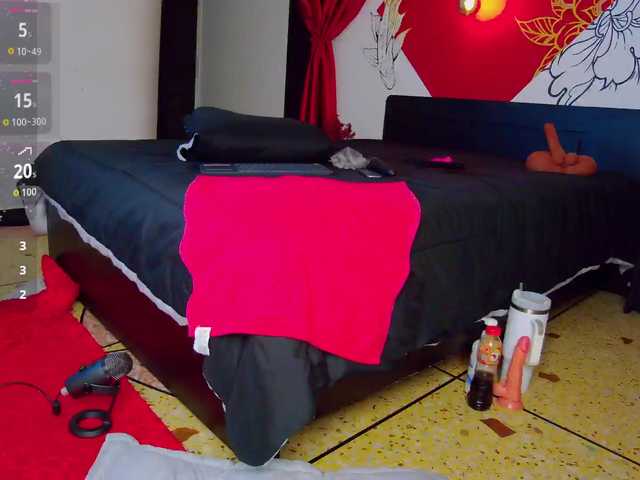 Lia-Avalonn live cam on BongaCams