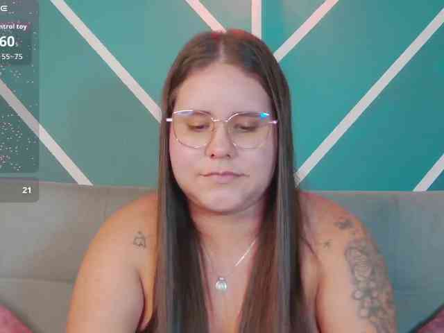 Lia-Avalonn webcam