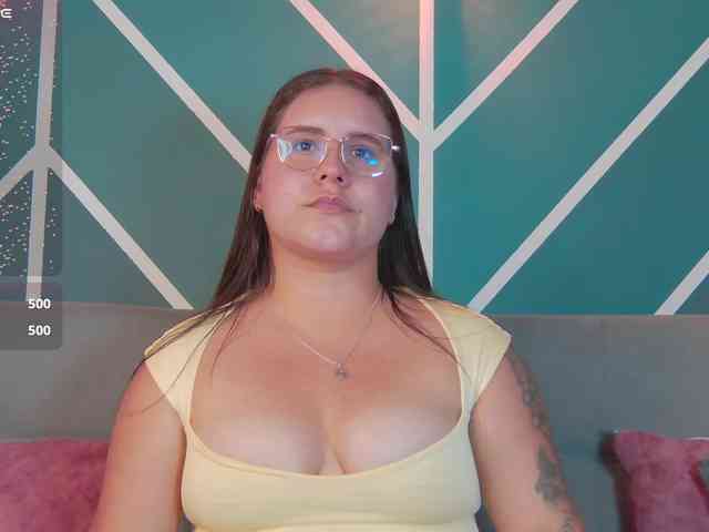 Lia-Avalonn webcam