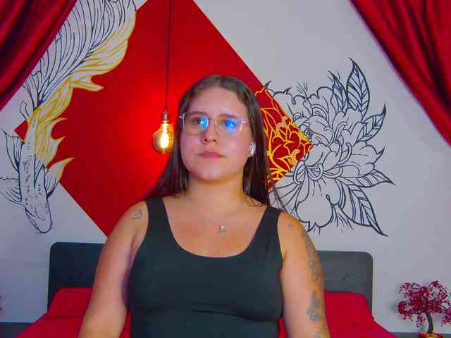 Lia-Avalonn webcam