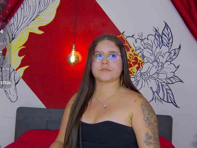 Lia-Avalonn webcam