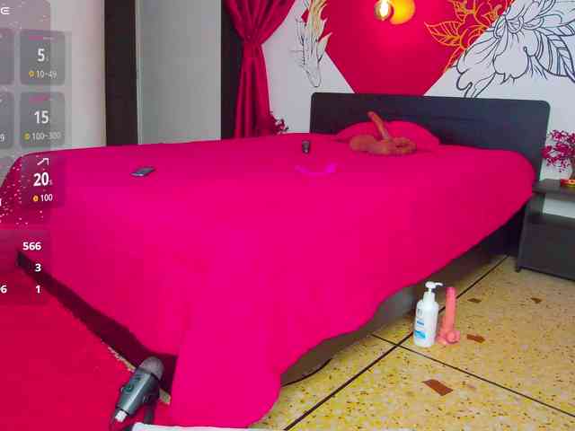 Lia-Avalonn webcam