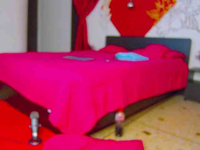 Lia-Avalonn webcam