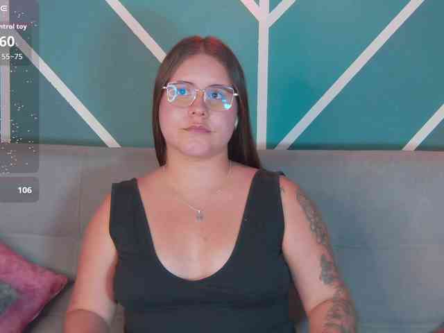 Lia-Avalonn webcam