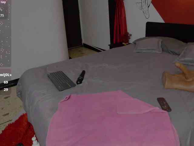 Lia-Avalonn webcam