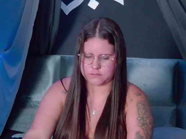 Lia-Avalonn webcam