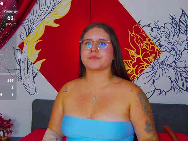 Lia-Avalonn webcam