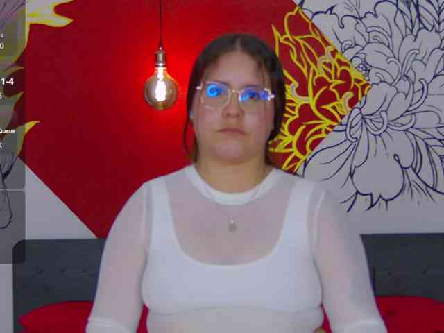 Lia-Avalonn webcam