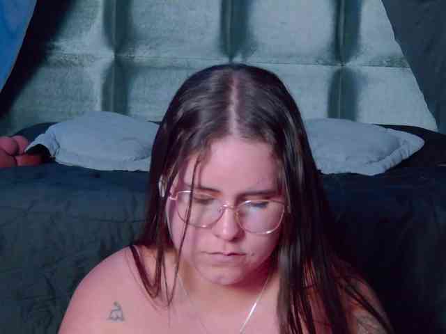Lia-Avalonn webcam