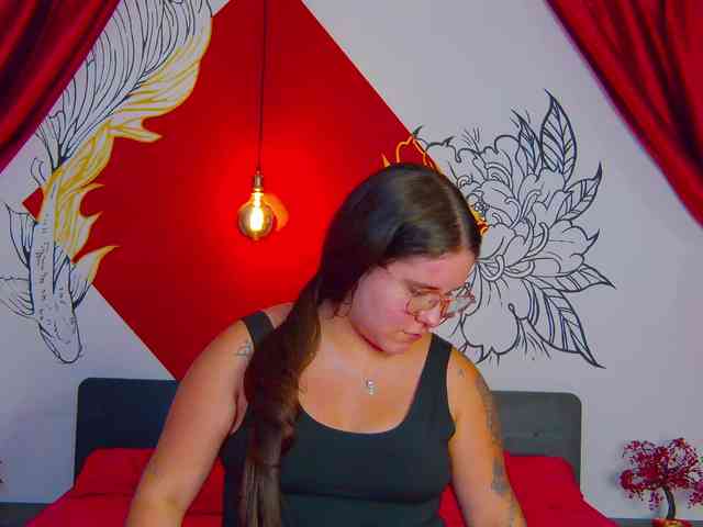 Lia-Avalonn webcam