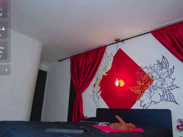 Lia-Avalonn webcam