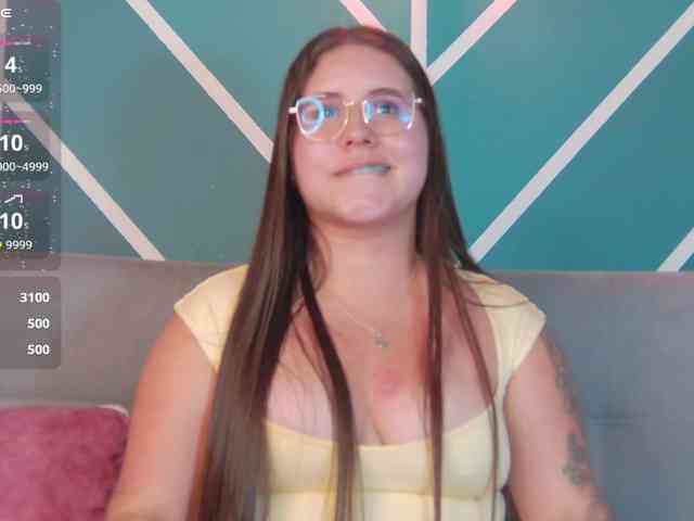 Lia-Avalonn webcam