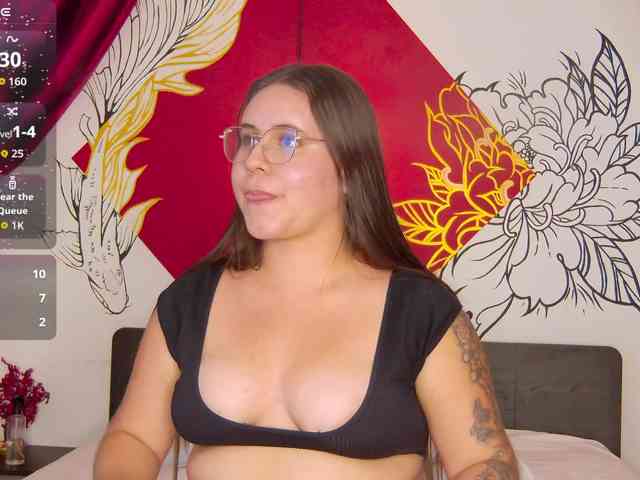 Lia-Avalonn webcam