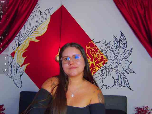 Lia-Avalonn webcam