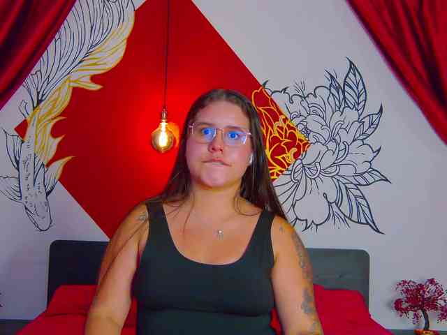 Lia-Avalonn webcam