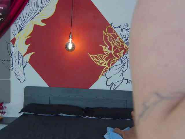 Lia-Avalonn webcam