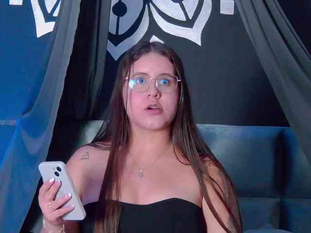 Lia-Avalonn webcam