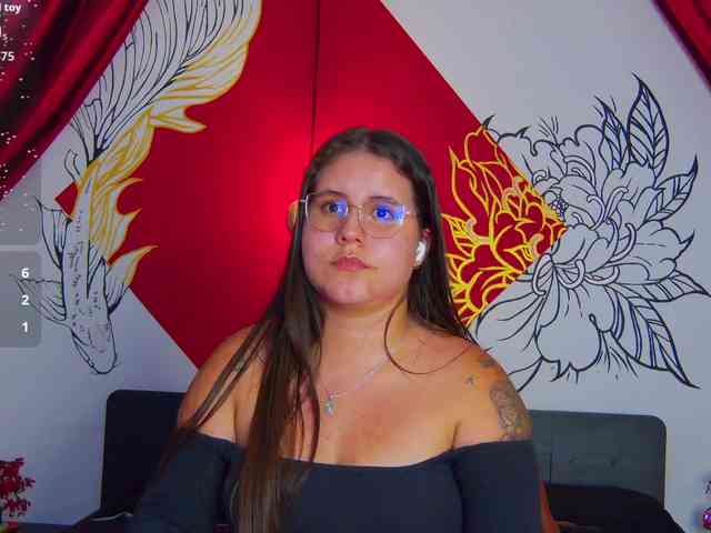 Lia-Avalonn webcam