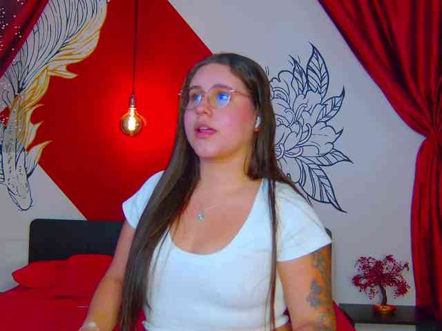 Lia-Avalonn webcam