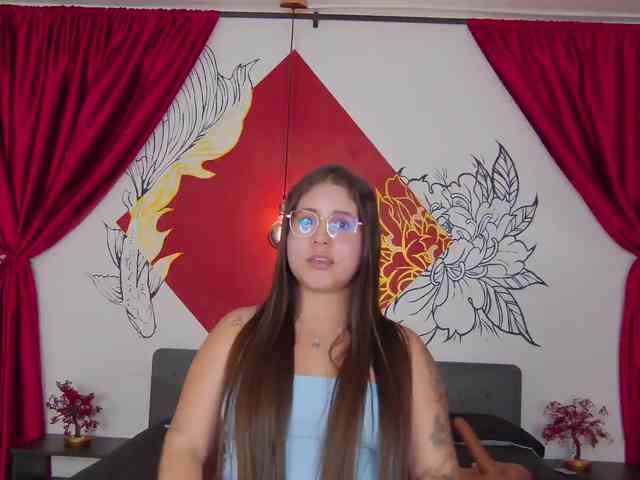 Lia-Avalonn webcam