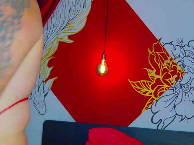 Lia-Avalonn webcam