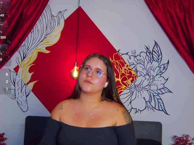 Lia-Avalonn webcam