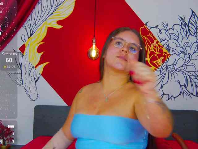 Lia-Avalonn webcam