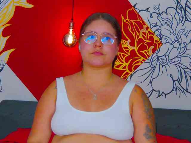 Lia-Avalonn webcam
