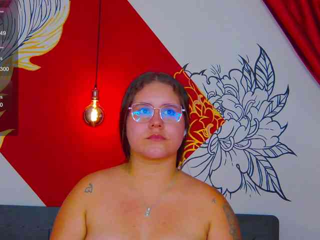 Lia-Avalonn webcam
