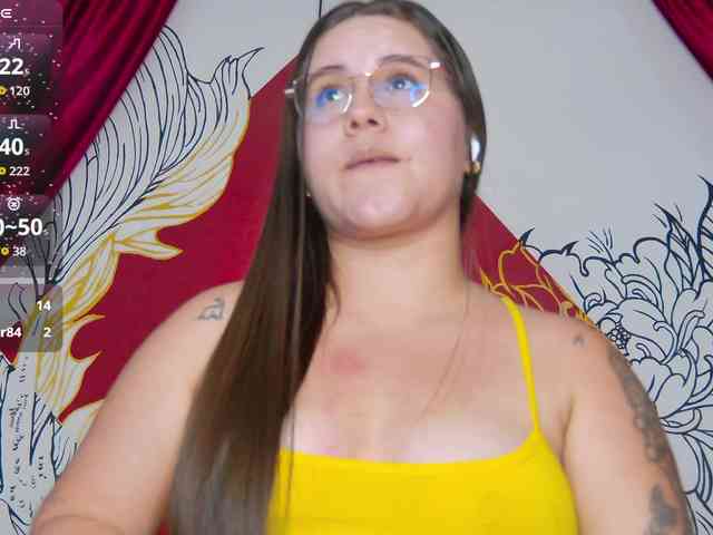 Lia-Avalonn webcam